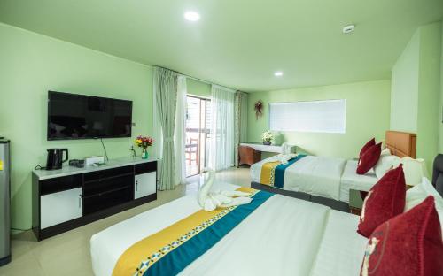 room detail thumbnail 0