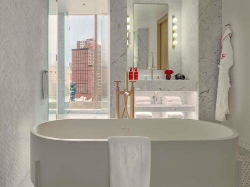 Faena New York - image 4