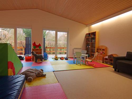 Atpūtas iespējas, Holiday resort in the Müritz National Park, Mirow (Holiday resort in the Muritz National Park, Mirow) in Roggentin (Mecklenburgische Seenplatte)