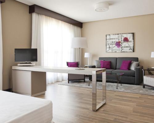 Ilunion Golf Badajoz - image 8