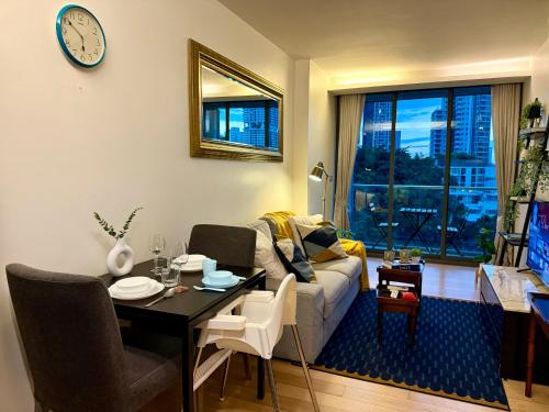 Cozy Spacious 1BR 3pax GardenView, 700m BTS ThongLo, Samitivej, SKV49, Fast wifi, Bangkok (photo 8)