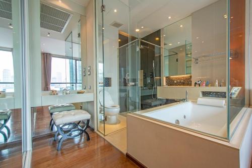 Luxury 1br 300m Bts Phromphong, Emq Empo Emsphere - Bangkok
