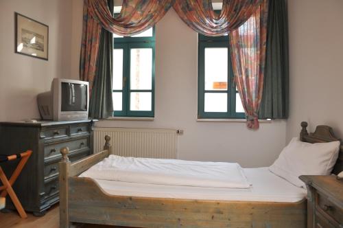 1 twin bed