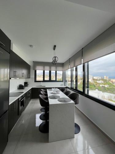 Meintis Apartments Rafina 3