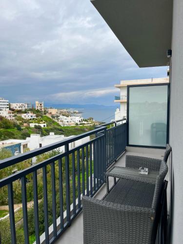 Meintis Apartments Rafina 4