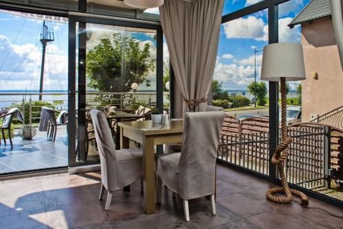 Étterem, Hotel 77 Restauracja Spa in Chalupy