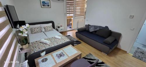 Old Town cute apartment - completely renovated December 2025