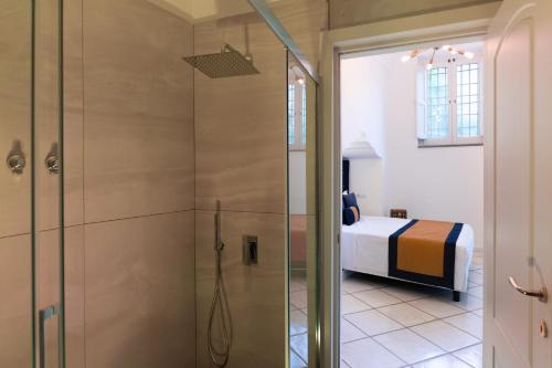 Amalfi Resort Rooms with pool - image 11