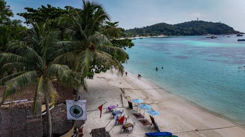 Forra Diving Resort Pattaya Beach in Ko Lipe