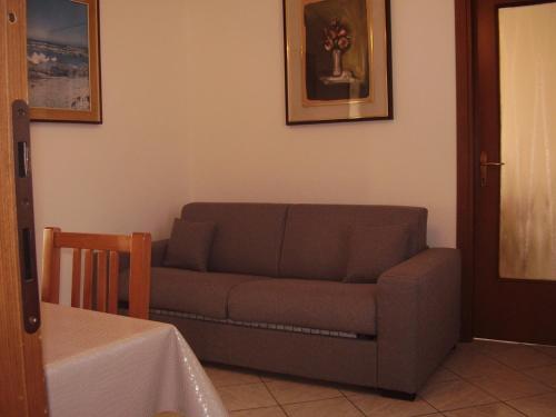 Jean Home Room Type - Two-Bedroom Apartment