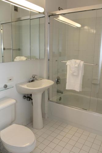 Chelsea Sixth Avenue图片