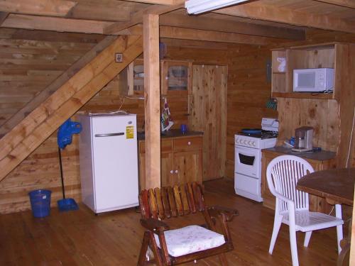 Quetzal Valley Cabins in San Gerardo de Dota