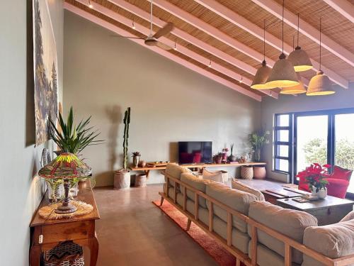 Amasundu Beach House Trafalgar in Trafalgar