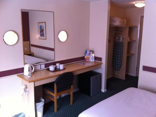 Days Inn Hotel Sheffield South - image 3