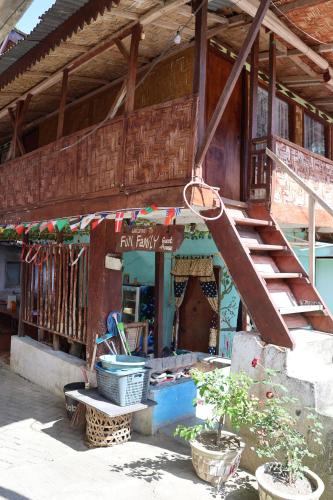 Exterior view of Fun Family Guest House n Jungle Tour