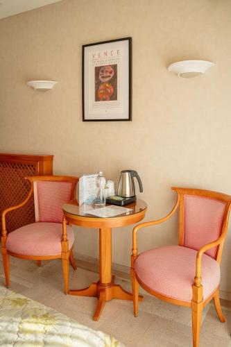 Logis Hotel Diana in 旺克市中心