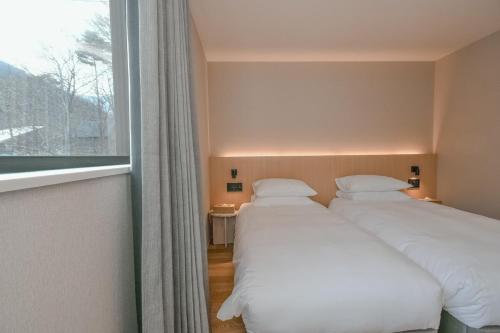 Yasuragi - Sleek modern 3 bedroom ski chalet