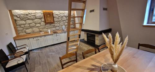 Planinska kuća (Planinska kuca) in Humilišani