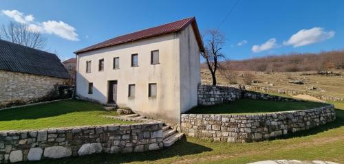 Planinska kuća (Planinska kuca) in Humilišani