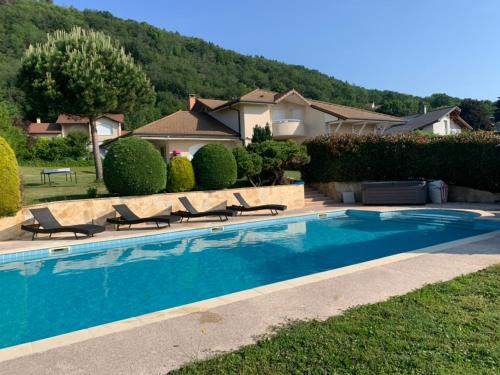 Rooms at Divonne House - Pension de famille - Divonne-les-Bains