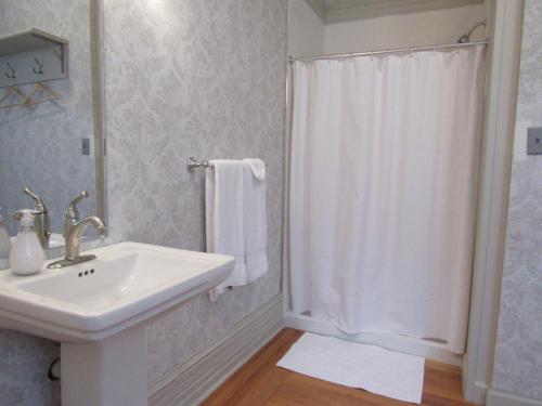 Washington Park Inn - image 13