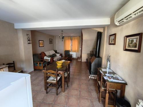 Apartamentos Valle del Guadalquivir en la Sierra de Cazorla (apartamentos climatizados con PISCINA)