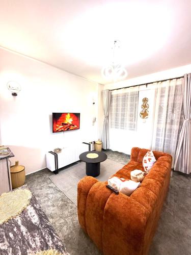 Cozy Burnt-Orange 1-Bedroom Apartment in 魯阿卡