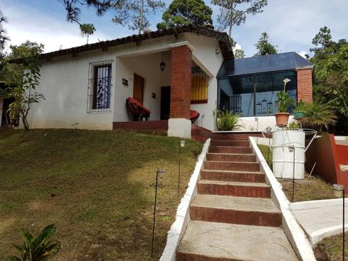 Eingang, Bosque Macadamia in Chimaltenango