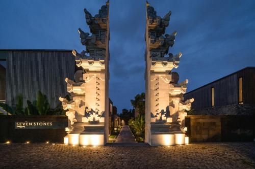 Seven Stones Villas