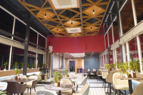 Hotel Green View in Berhampore