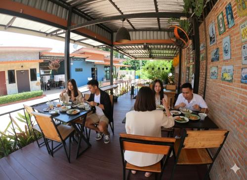 ดาธชา ลอฟท์วิว in Phon Charoen