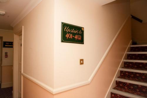 The Oak Hotel - main image
