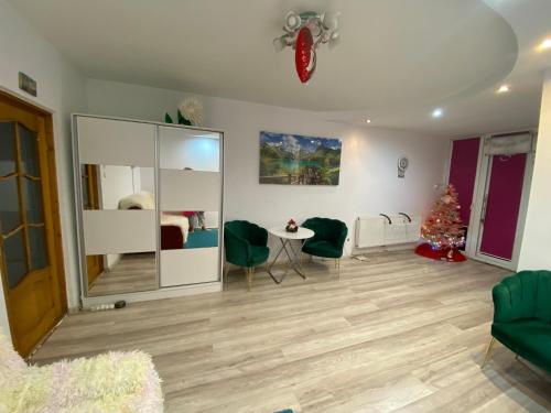 Green Room – khách sạn tại Tatarasi Sud