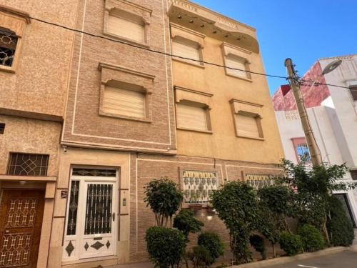 3 BR Spacious and calme 12 min from stadium in El Houda