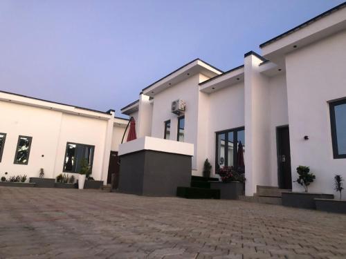 Vista exterior, One Bedroom Fully Furnished Serviced Apartment in Jos