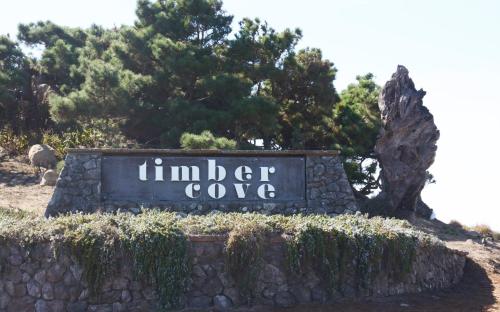 Timber Cove Resort