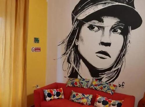 pisa train station hostel in ปิซา