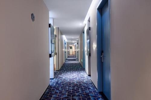 YiBai Hotel Beijing Wukesong Yuquanlu Subway Station Branch in ABP/Fengtai Sports Center/Nangong