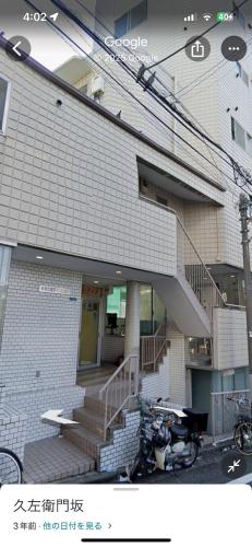 Shinjyuku area walk to Kabuki cho 15 min