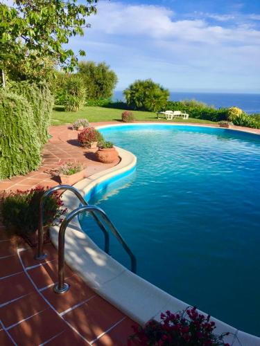 Peldbaseins, Villa Mare con Piscina in Crevari