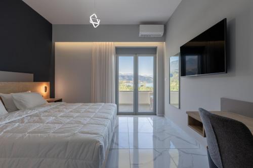 Kardamili Beach Hotel in 캄포스