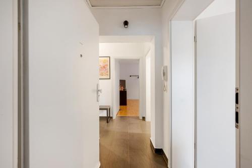 Ieeja, LAHNBLICK 3 Schlafzimmer, Parkplatz, WLAN in Lahntal