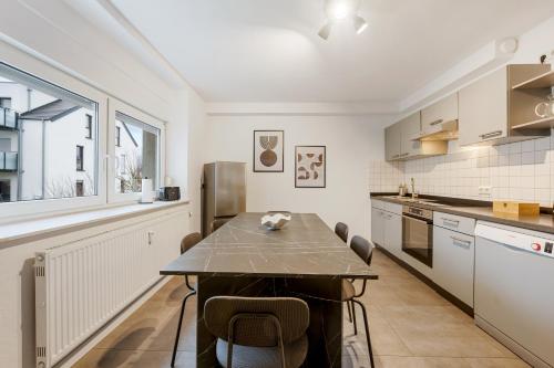 LAHNBLICK 3 Schlafzimmer, Parkplatz, WLAN in Lahntal