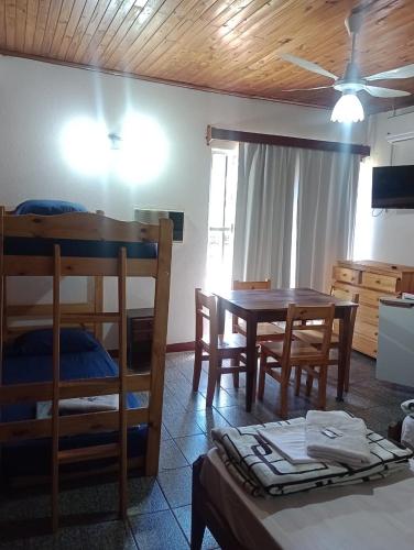 1 queen bed, 1 twin bed, 1 bunk bed