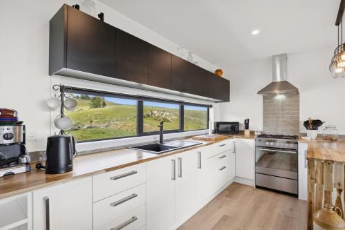 A szálláshely kívülről, Seabreeze Lookout - Moeraki Holiday Home in Moeraki