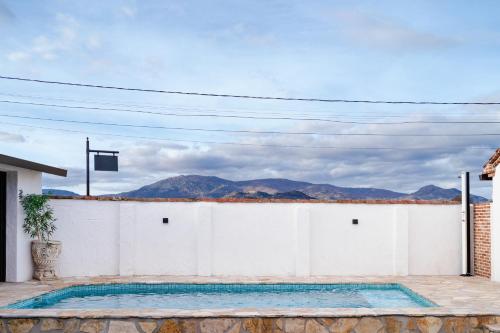 Peldbaseins, La Casita del Tejar in Castillo De Bayuela