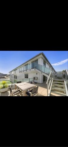 Apartment - Split Level