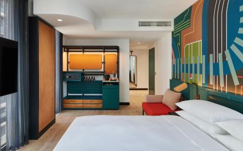 room detail thumbnail 1