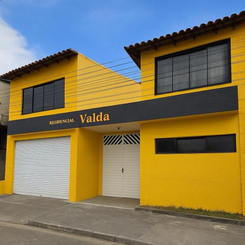 Suites Novas – khách sạn tại Jardim Pero