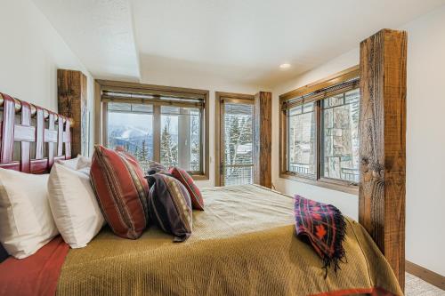 Lucky Star Apartment at Belle Arbor – Park City, UT